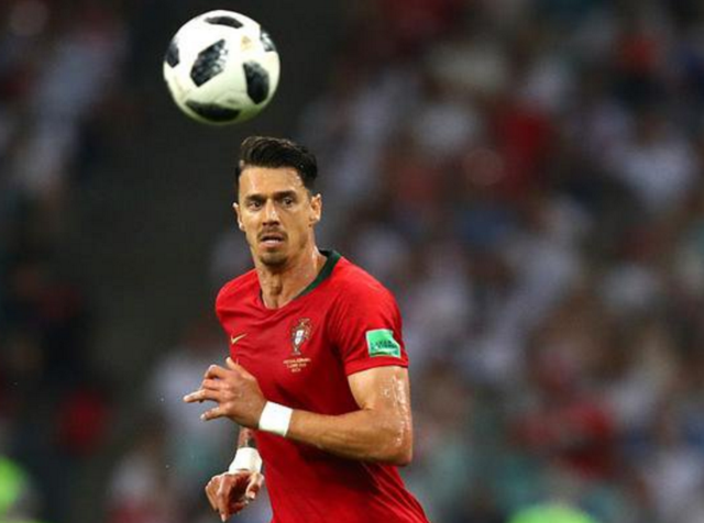 实则遮蔽了 实则遮蔽了