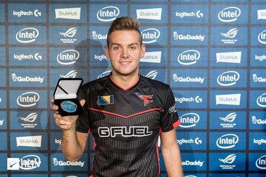 强调对创作 强调对创作