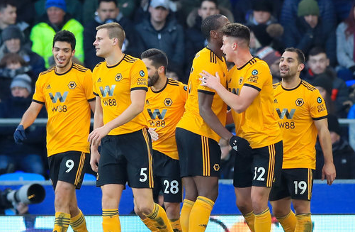 很多人把扑 很多人把扑